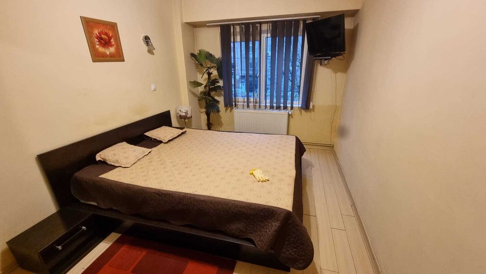 13 Septembrie-Sebastian, Direct PROPRIETAR
