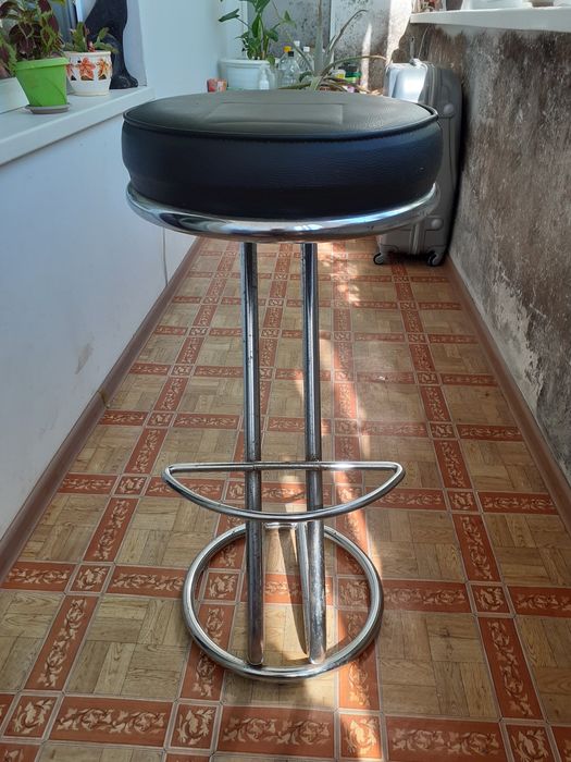 Барный стул металлический б/у