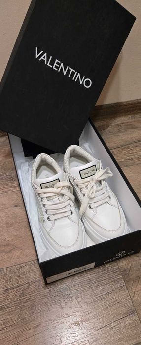 Маратонки  Valentino 36