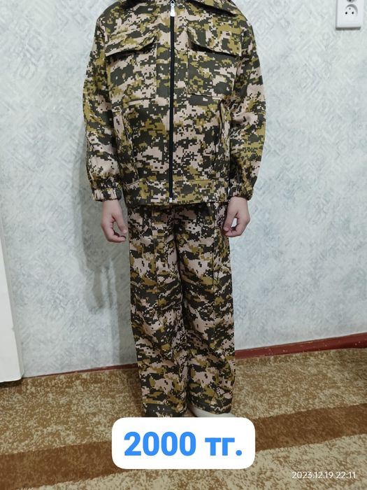 Прокатқа ұл балаларға костюмдер беріледі