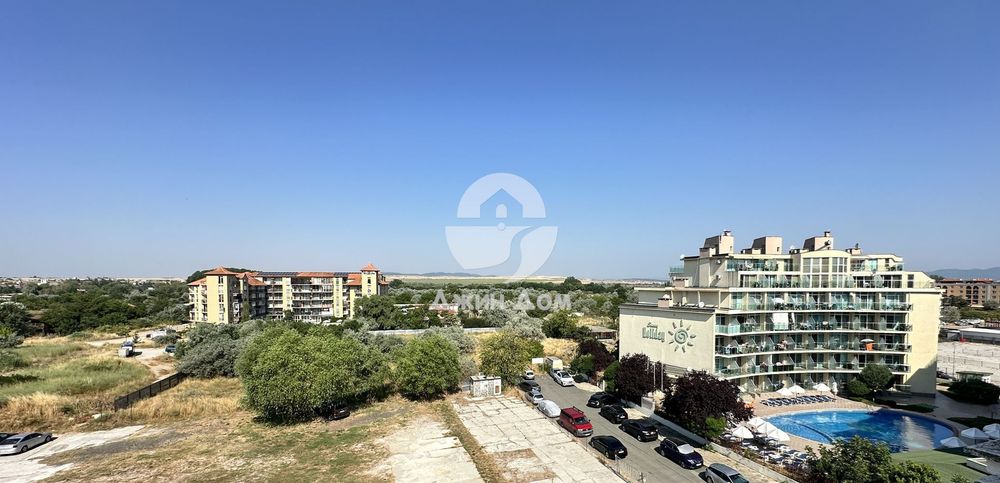 Продава се Двустаен апартамент в к.к. Слънчев бряг - 70 кв.м за 1100 €/кв.м - Снимка #9