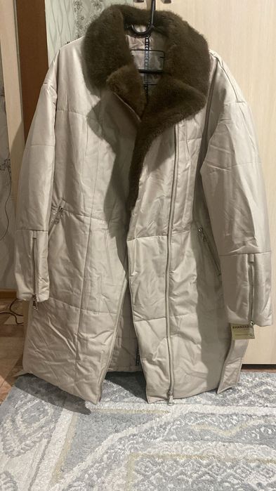 Продам куртку новый