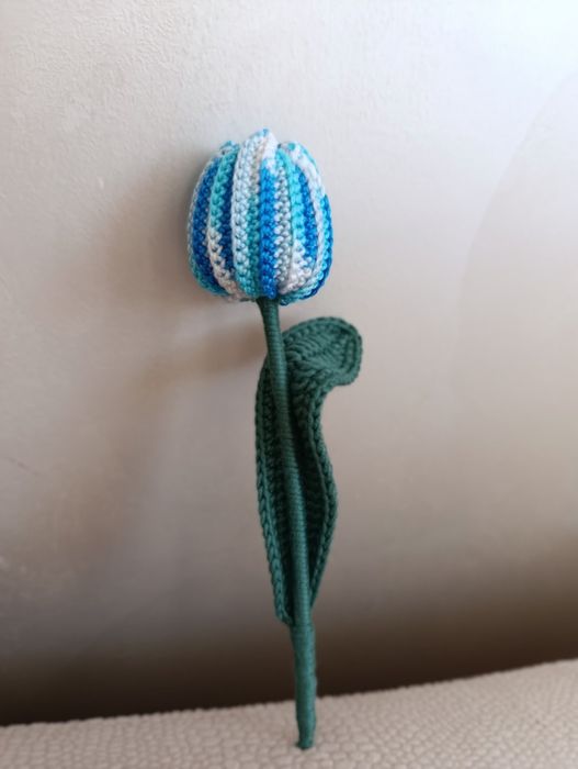 Ръчно изработено плетено цвете– Идеален подарък за 8 март