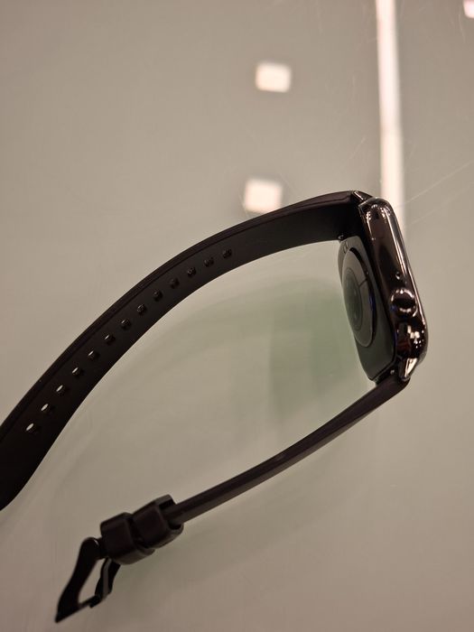 Продам Смарт Часы Новые с зарядкой