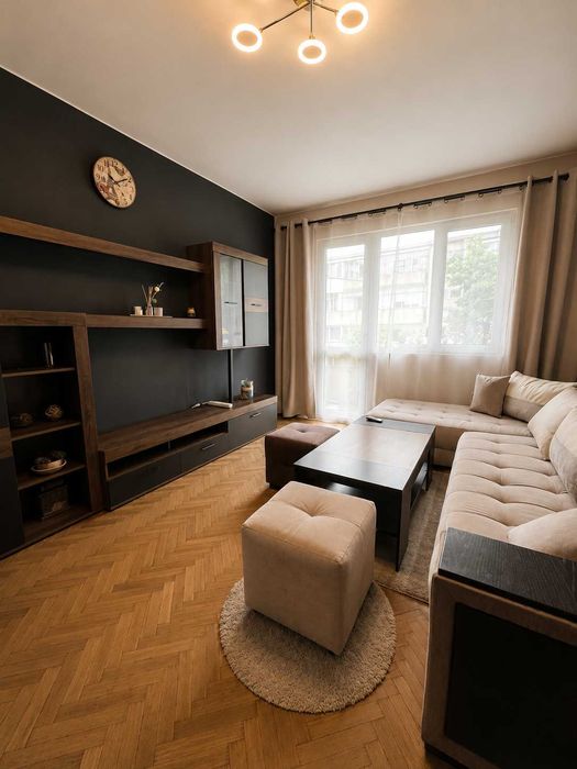 Дава се под наем Тристаен апартамент в Варна, Базар Левски - 68 кв.м за 550 € - Снимка #5