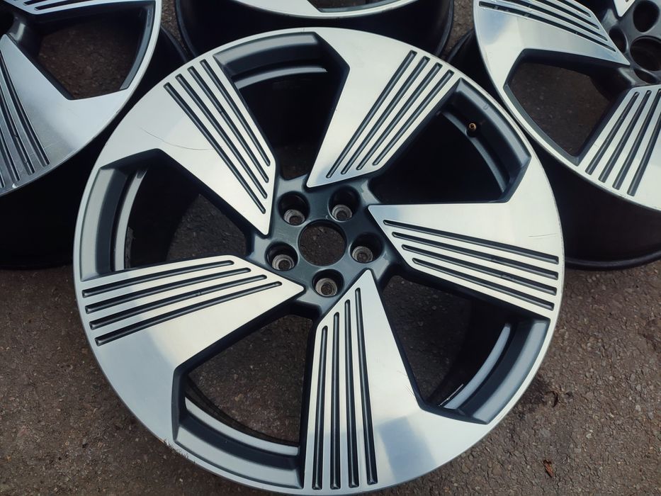 21" оригинални алуминиеви джанти за Audi E tron,Q5,Q7, A9, A7/A6...