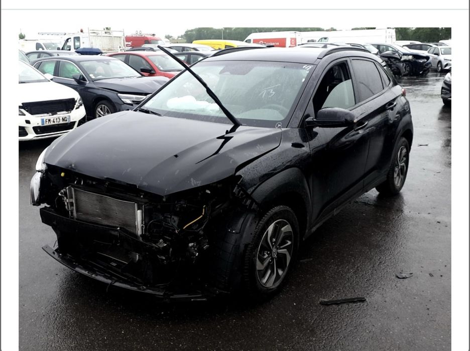 Hyundai kona 1,6 benzina si hibrid avariat