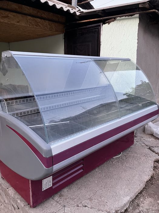 Ветринный холодильник