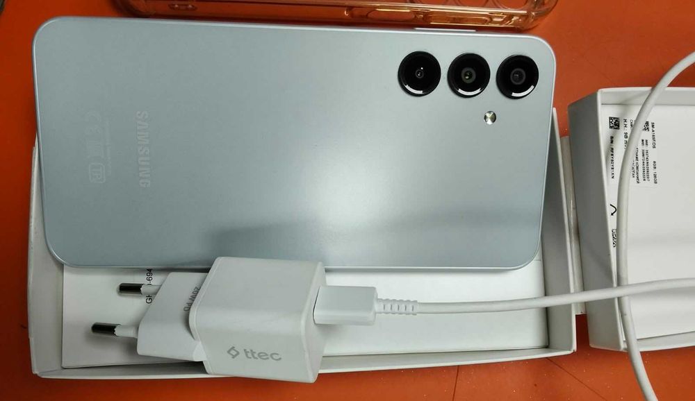 Продам Samsung Galaxy A16 128G