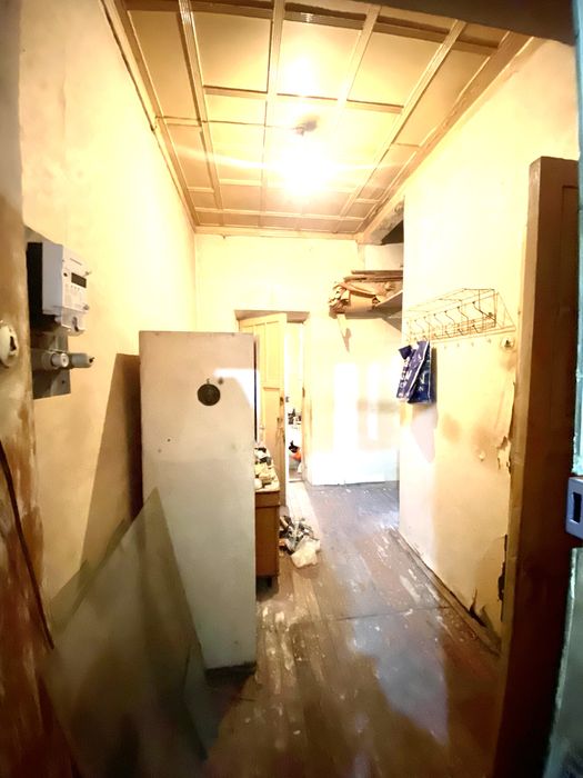 Яккасарой район Ракат махалла 2 хона 50 кв