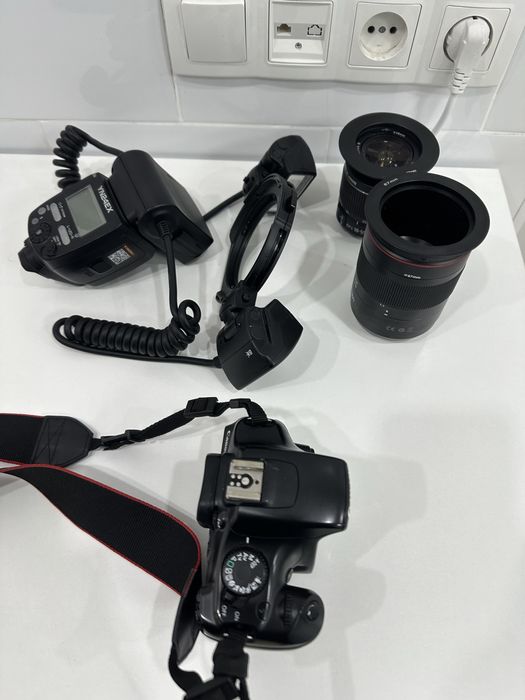 Продается фотоаппарат Canon 1100