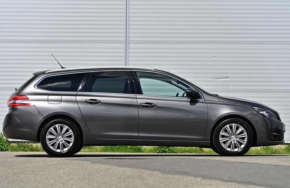 Peugeot 308 1.5 BlueHDI 131 C.P. 10.2019 Euro6 Facelift Panoramic Led
