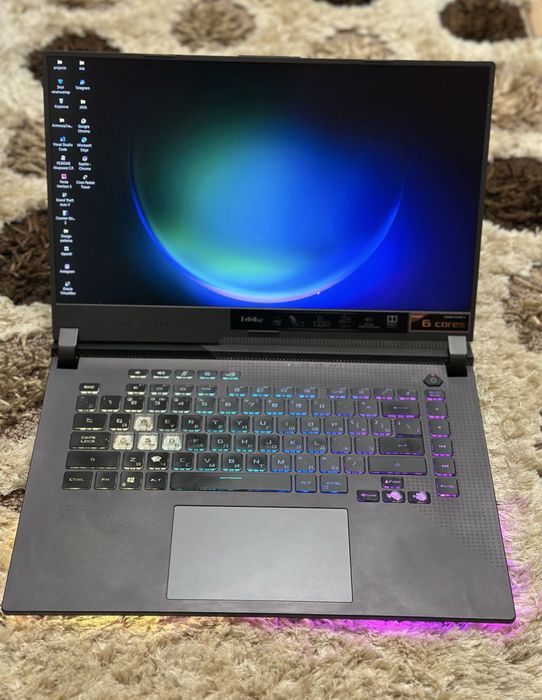 Продаю игровой ноутбук