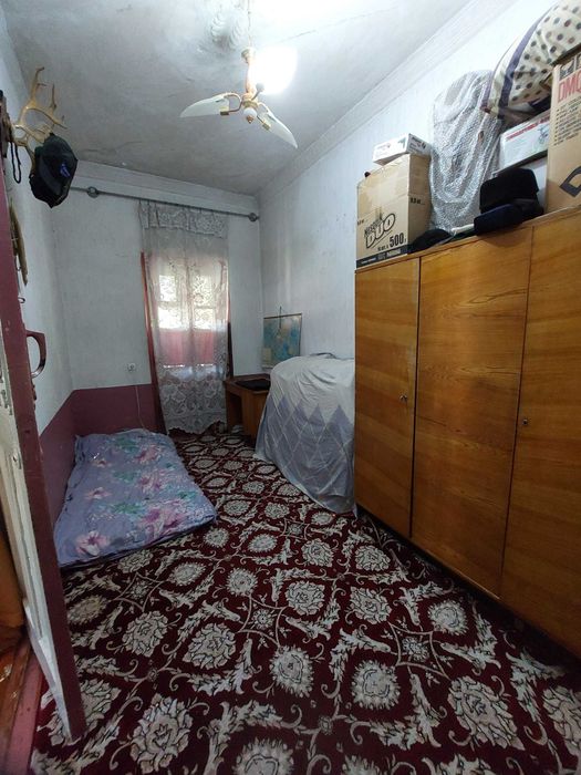 Корасаройда 2/2/2 сотилади ,Софийская