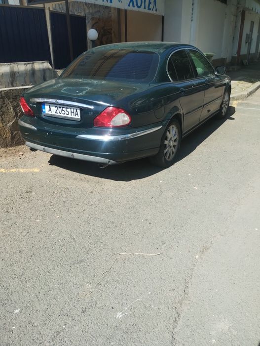 Продавам ягуар х тайп
