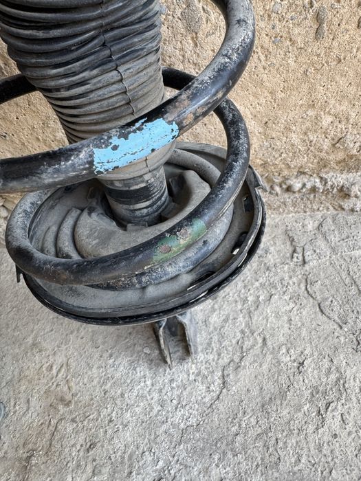 Амортизатор.     .