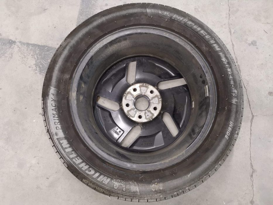 Джанта с гума / Hyundai Kona 7J X R17 ET50 Оригинална Оригинална джант