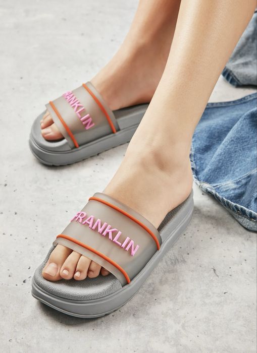 НОВИ! Дамски чехли 37 размер