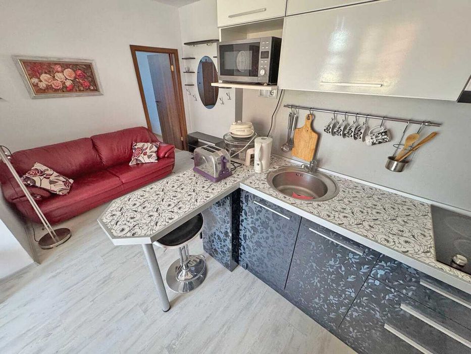 Продава се Тристаен апартамент в к.к. Слънчев бряг - 70 кв.м за 922 €/кв.м - Снимка #4