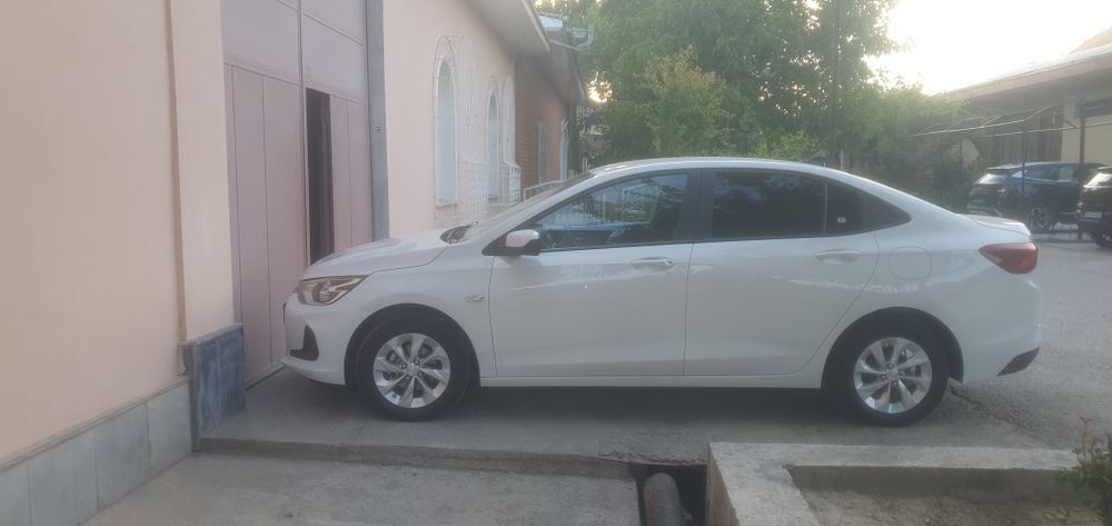 Onix 2025 4 позиция автомат