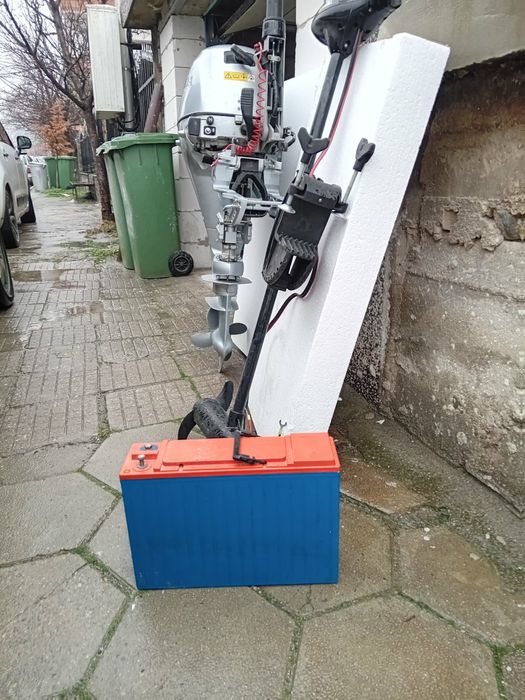 Извънбордов двигател Honda BF20