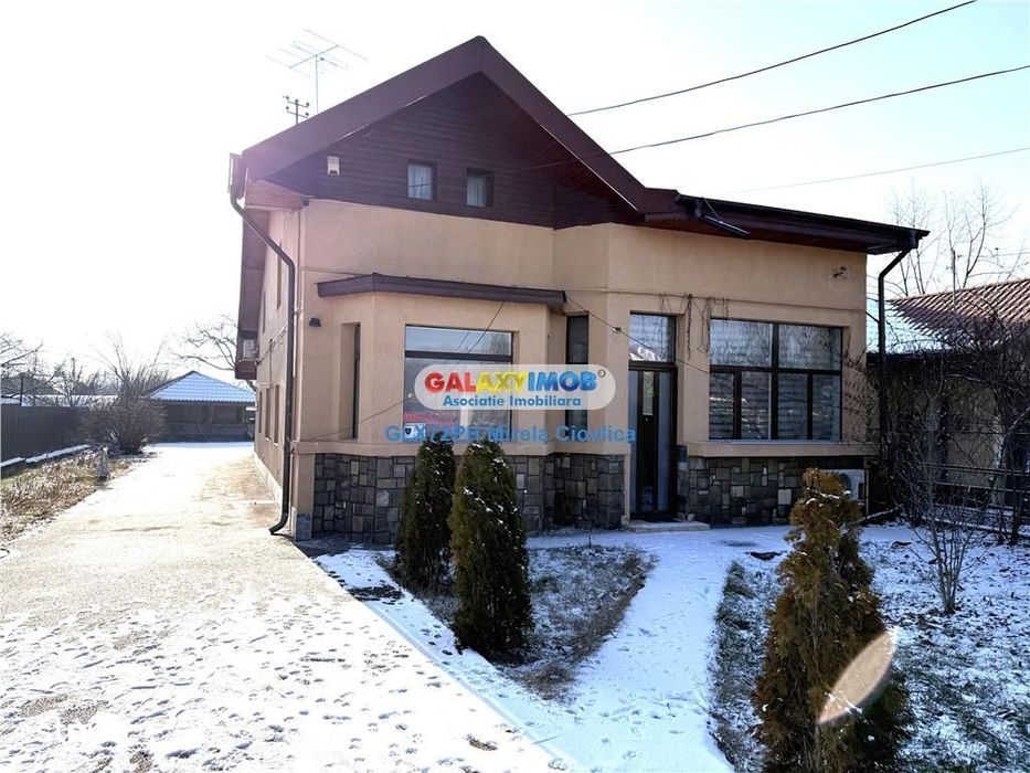 Vanzare casa Baicoi - Centru