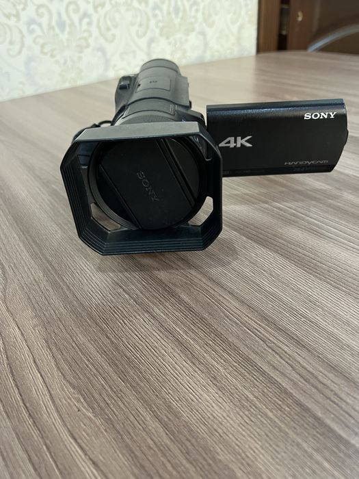 Продается камера Sony ах 100 4K