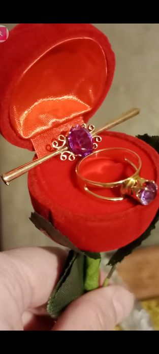 Продам золото 750 по.