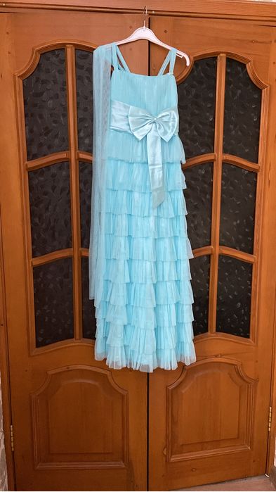 Продам платье для девочек