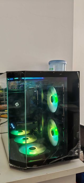 Добър Геймърски Компютър I5 13500 14/20 Core/32Gb/1Tb SSD nVme/RTX 4060/Гаранция