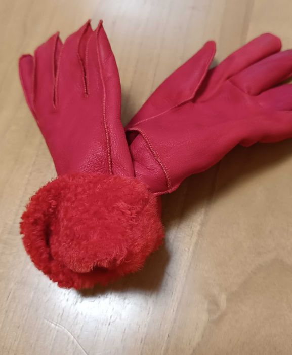 Кожени Ръкавици-Дамски