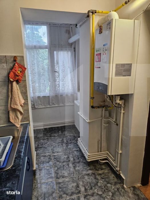 Apartament cu 3 camere, 58 mp, zona Ultracentral