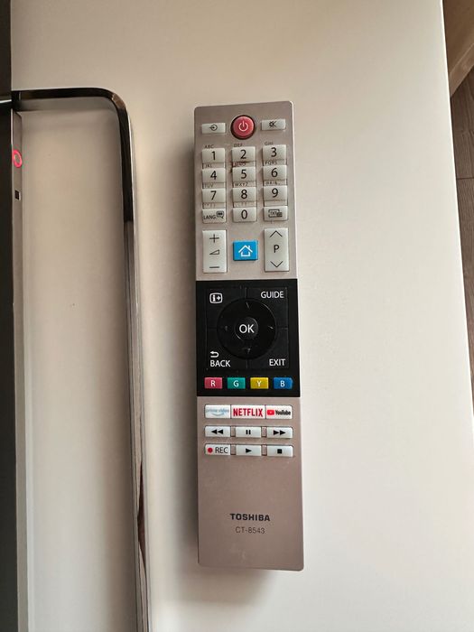 Смарт телевизор TOSHIBA