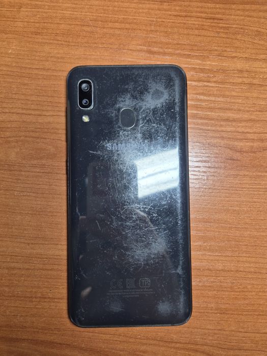 Galaxy A20 3/32 Гб