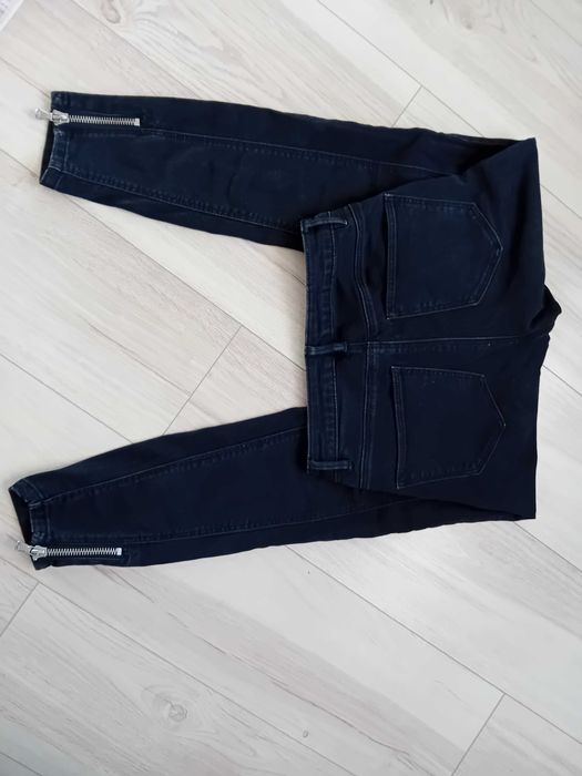 Дамски дънки размер С