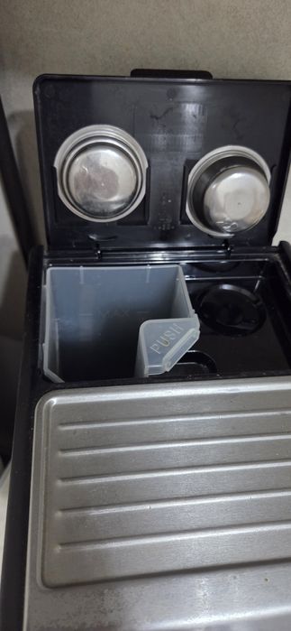 Кофемашина Delonghi