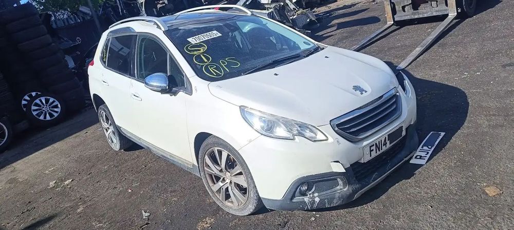 Dezmembrari / Dezmembrez Peugeot 2008 1.6 DV6C cutie viteze manuală 6 trepte start-stop cod culoare KWE - VOPSEA ALB SIDEFAT