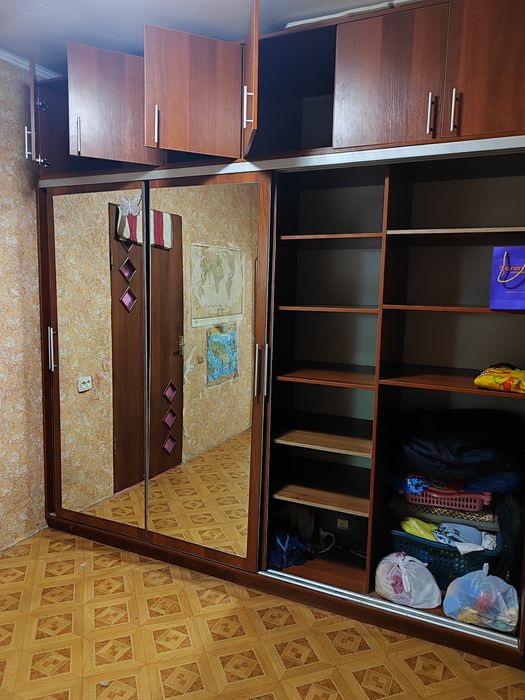 Продается Шкаф купе.