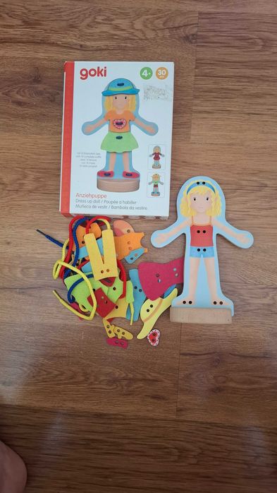 Дървена кукла за обличане на Goki