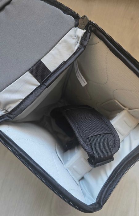 Комплект чанта Lowepro ProTactic TLZ 75 Pro AW III и чанта Lowepro Nova 140 AW II