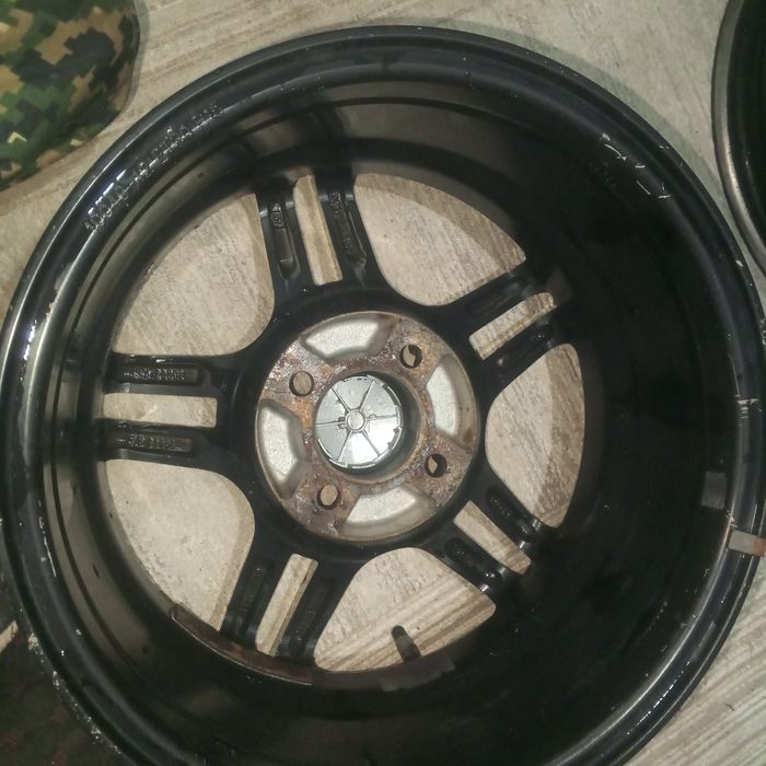 Диск с шинами  4 диск 2 шина