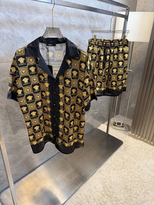 Мъжки къси екипи