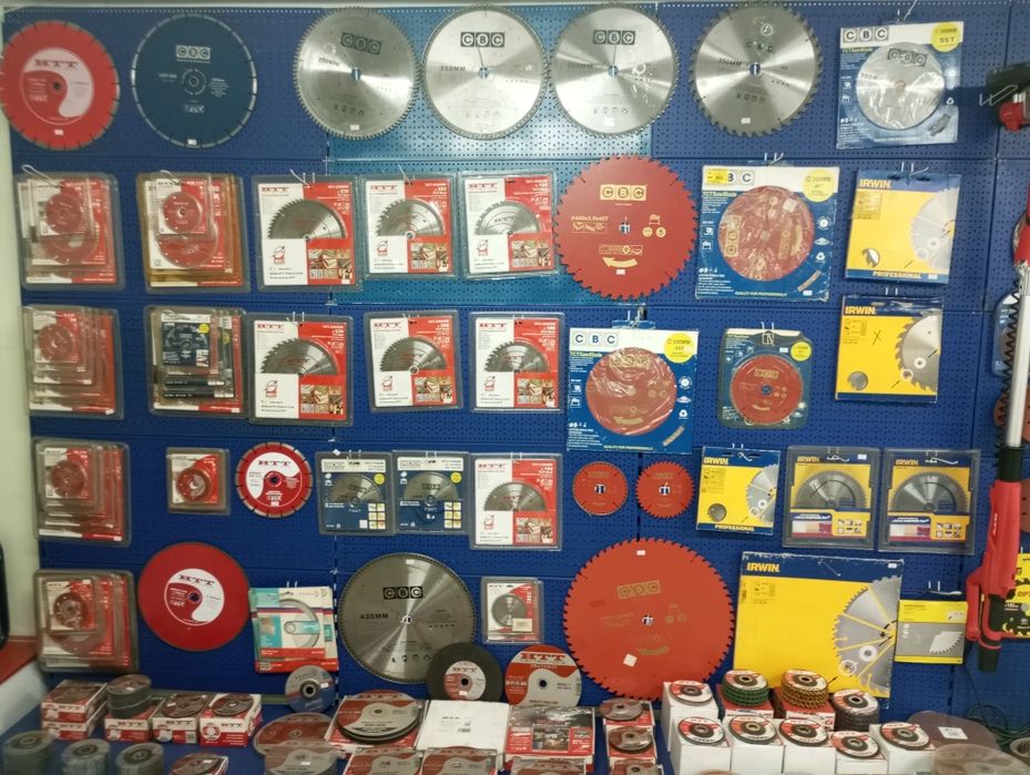 Продам электроинструменты