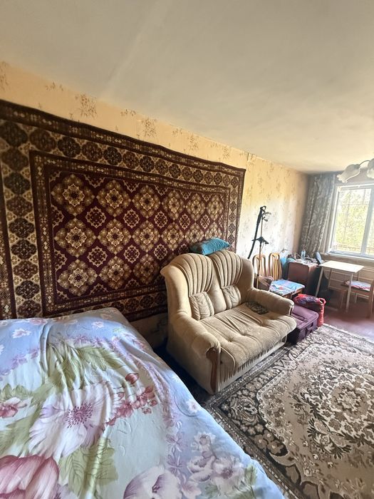 Продам 2-ком, центр. Диана