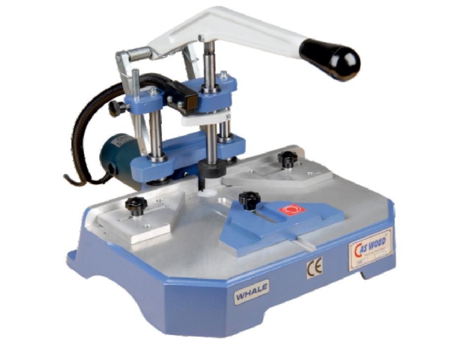 Пробивна машина за панти - 780 лв