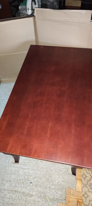 Холна ниска масичка.