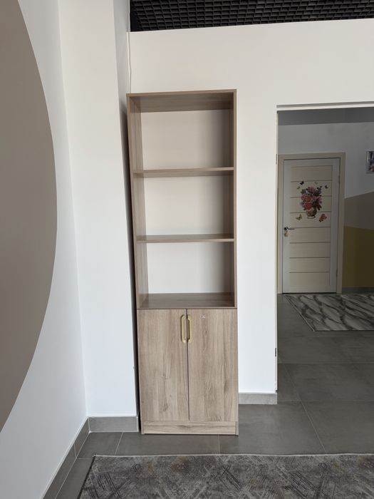 Шкаф стеллаж в отличном состоянии