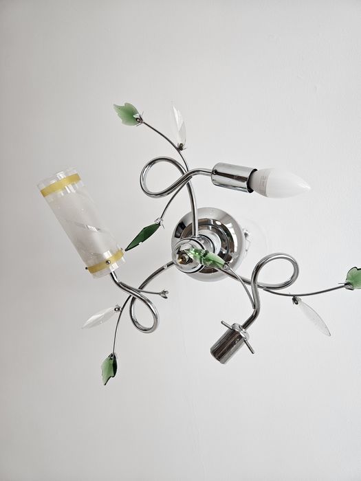 Люстра б/у в хорошем состоянии