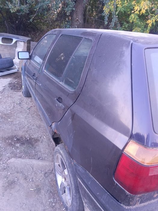 Volkswagen Golf.