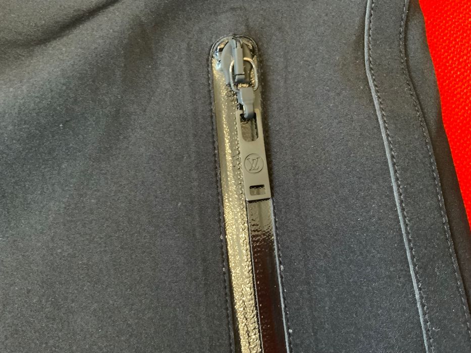 Louis Vuitton-оригинален панталон размер s